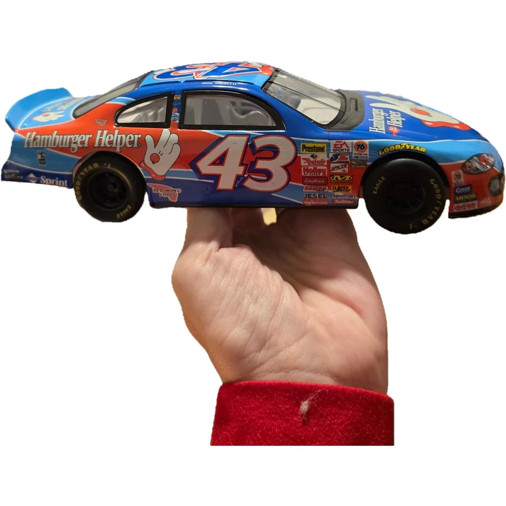 John Andretti #43 Hamburger Helper Dodge Intrepid 1:24 NASCAR Diecast